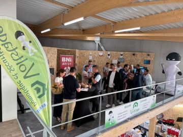 Ce matin nous acceuillion le BNI Landerneau Elorn dans nos locaux, réseau d’affaire. Qui donne reçois 😉
